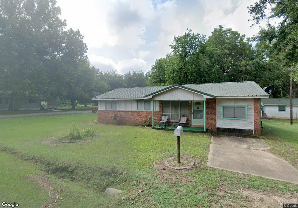 110 E Laurel St, Hugo, OK 74743 - photo 1