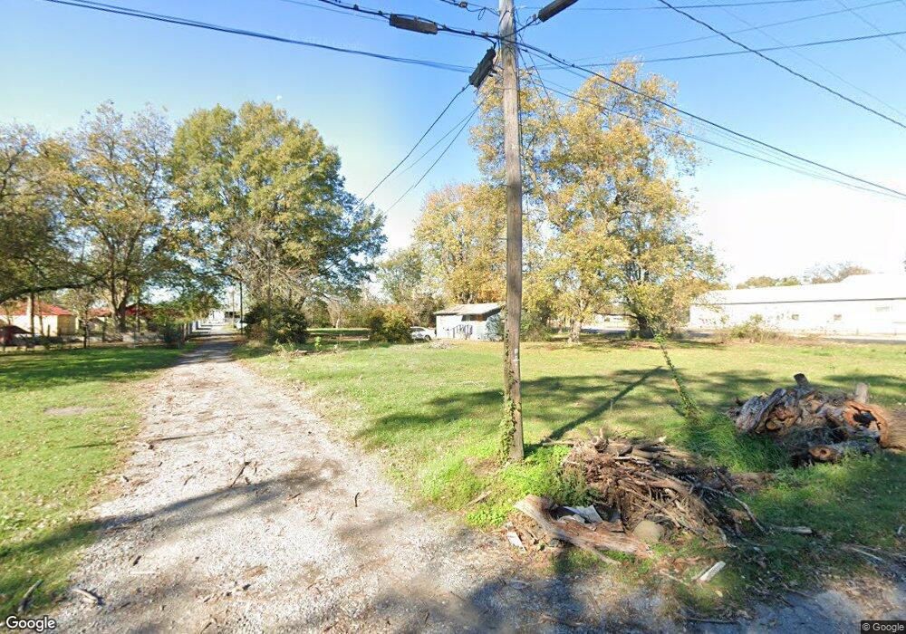 407 W Harrison St, Stuttgart, AR 72160 - photo 1