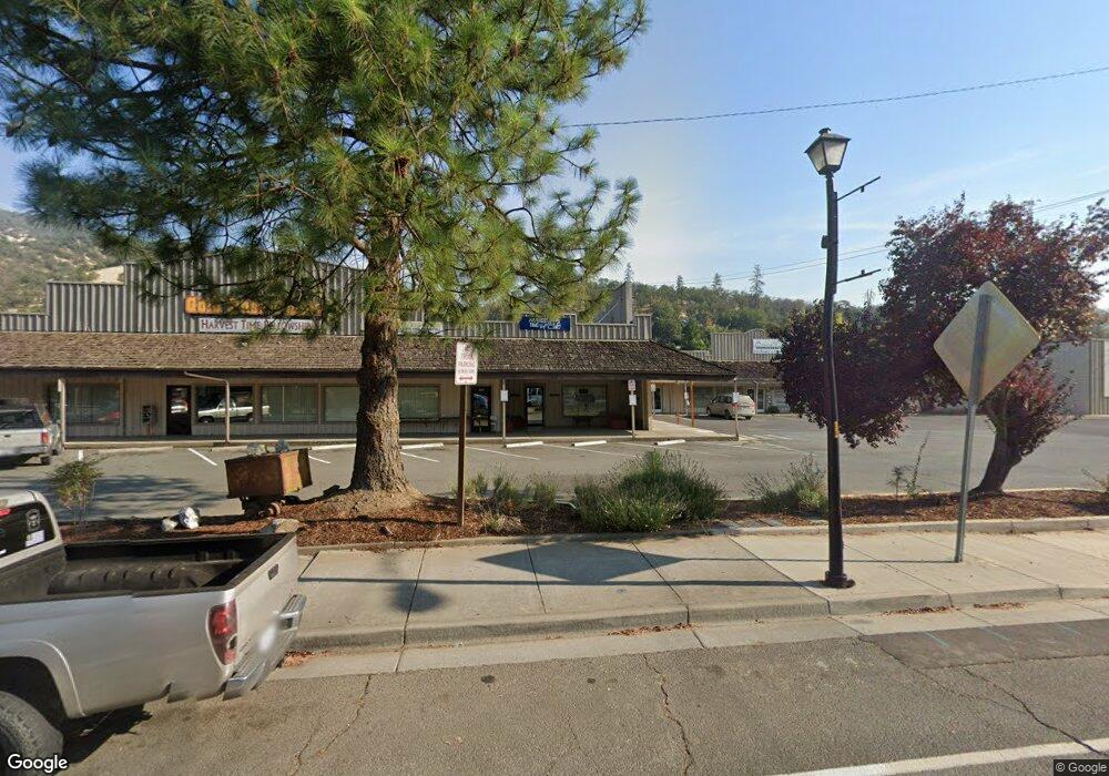 335 2nd Ave, Gold Hill, OR 97525 - photo 1