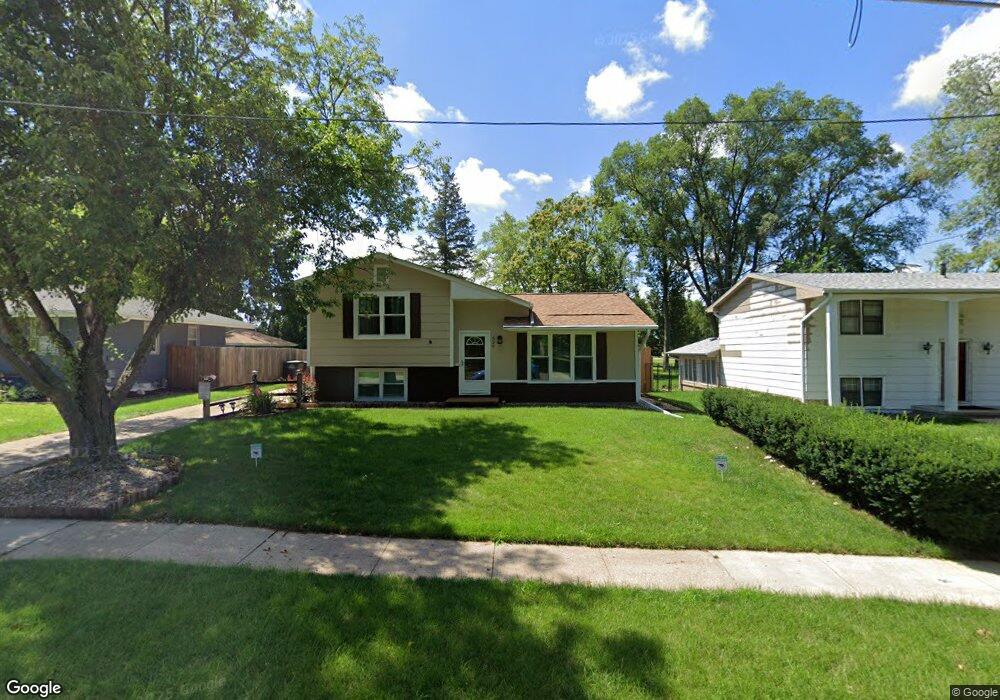 529 Hart Ave, Des Moines, IA 50315 - photo 1