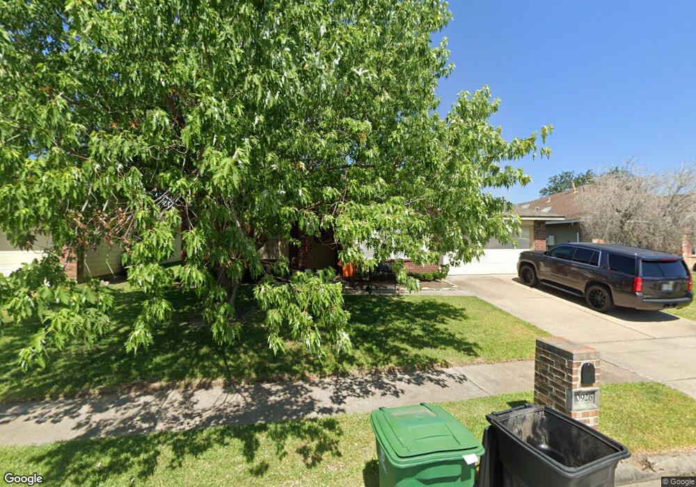 10926 Fern Terrace Dr, Houston, TX 77075 - photo 1