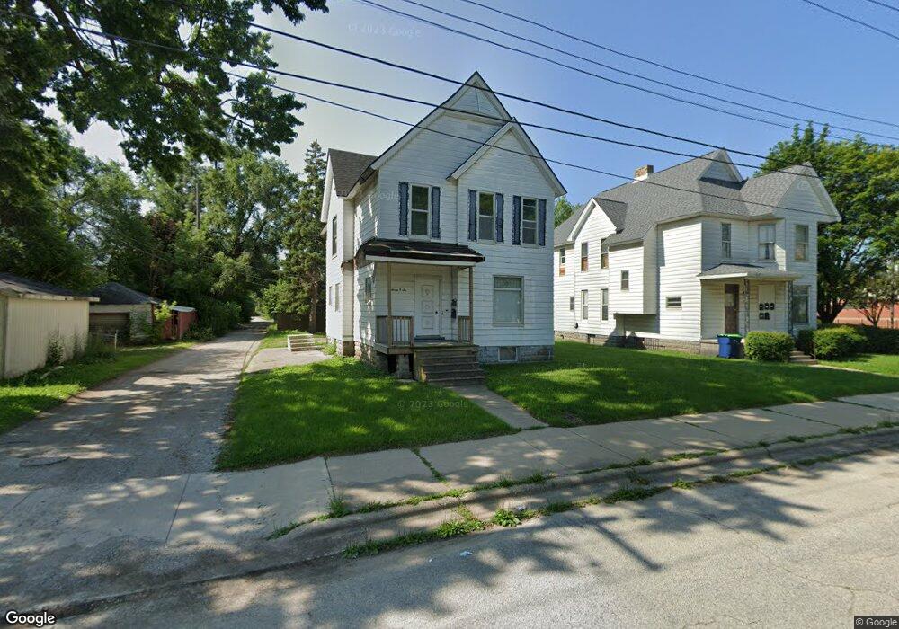 706 10th St, Bay City, MI 48708 - photo 1