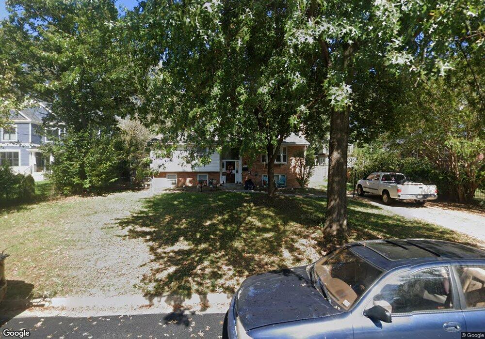 9220 Brian Dr, Vienna, VA 22180 - photo 1