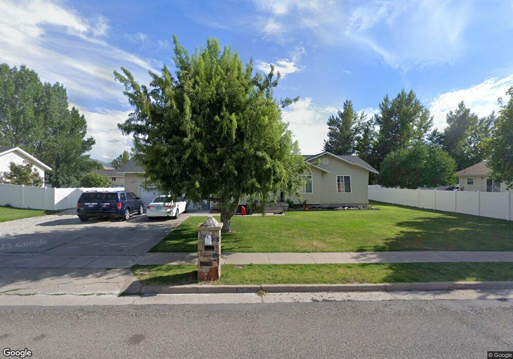 1016 E Highway 101, Hyrum, UT 84319 - photo 1