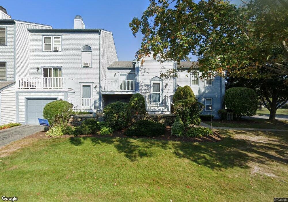 92 Willow Glen Cir unit 92, Warwick, RI 02889 - photo 1