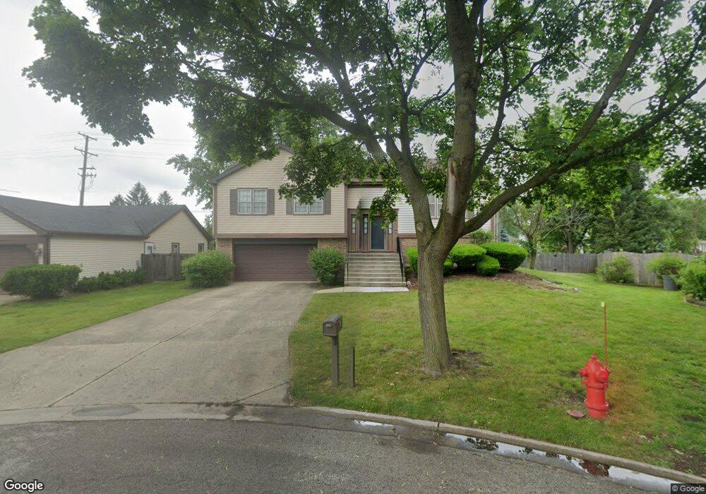 7 Newtown Ct E, Buffalo Grove, IL 60089 - photo 1