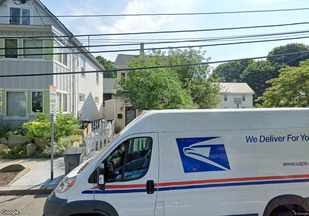 61 Holworthy St unit 1, Cambridge, MA 02138 - photo 1