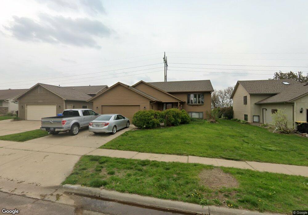 2600 S Avondale Ave, Sioux Falls, SD 57110 - photo 1