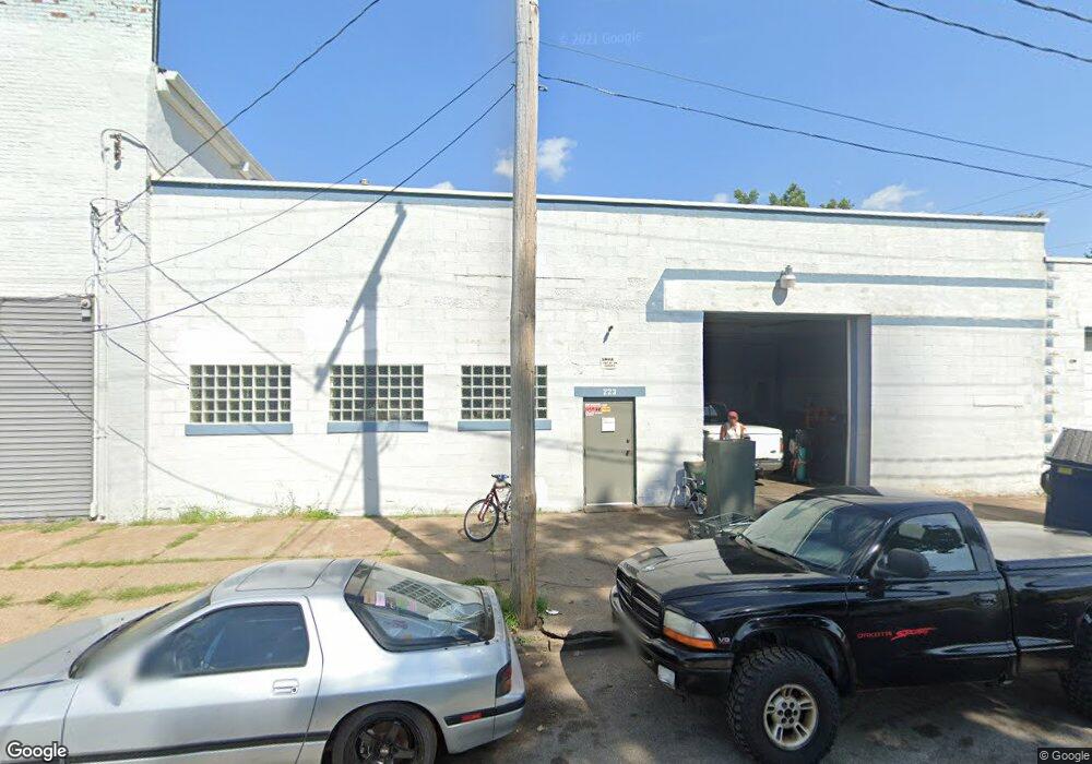 1037 W 3rd St, Davenport, IA 52802 - photo 1