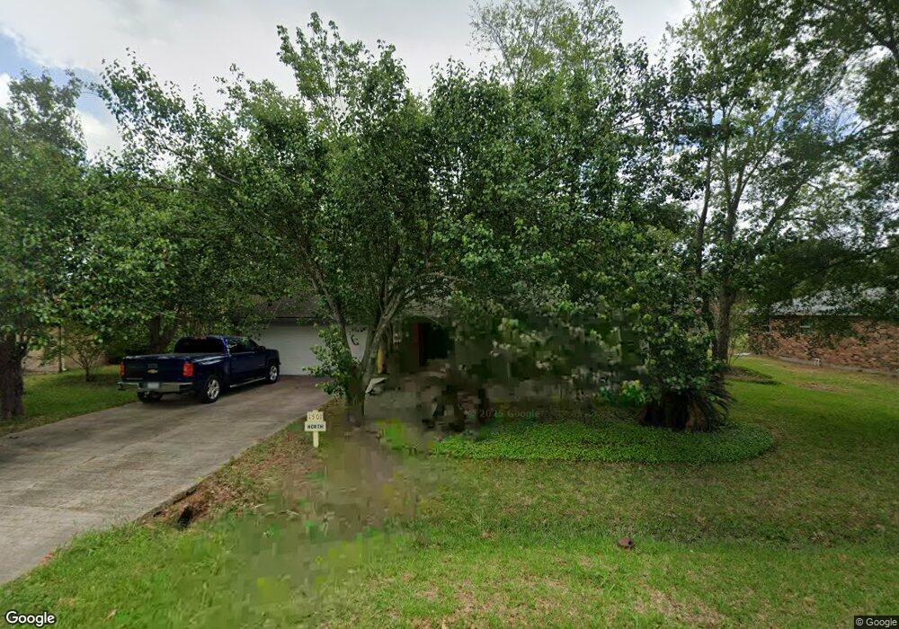 1501 N Greenfield Cir, Lake Charles, LA 70605 - photo 1