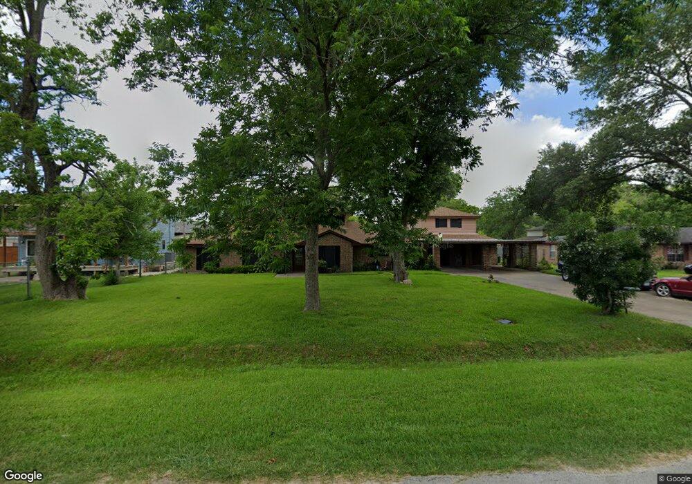 8515 Observatory St, Houston, TX 77088 - photo 1