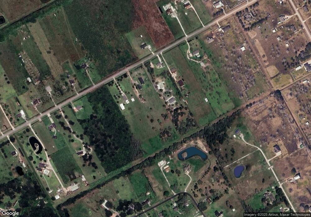 9702 Evan Dr, Alvin, TX 77511 - photo 1