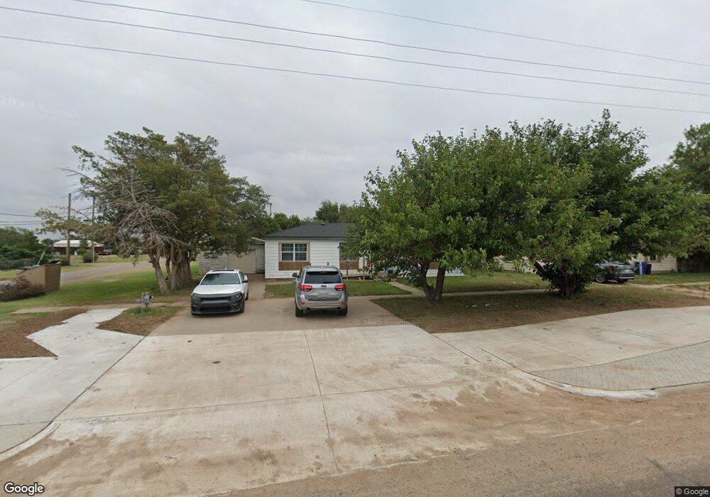 840 N Maddox Ave, Dumas, TX 79029 - photo 1