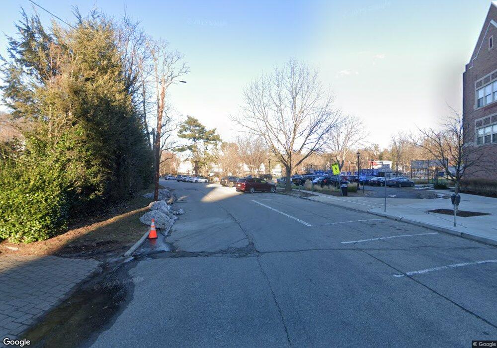 5 Meadow Ave, Bronxville, NY 10708 - photo 1