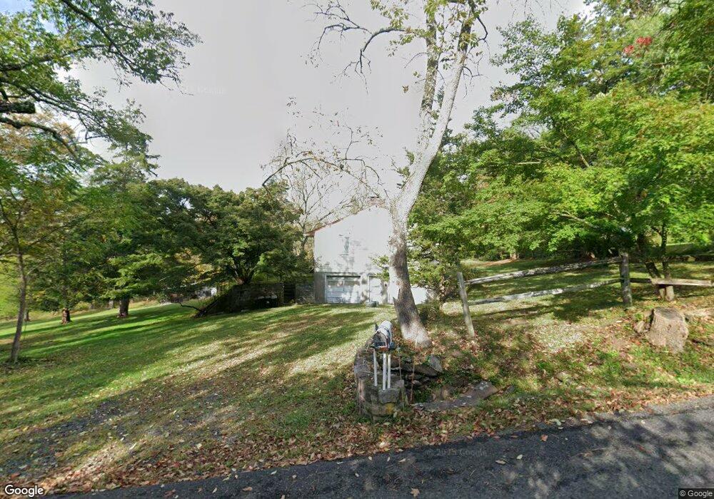 6075 Covered Bridge Rd, Pipersville, PA 18947 - photo 1