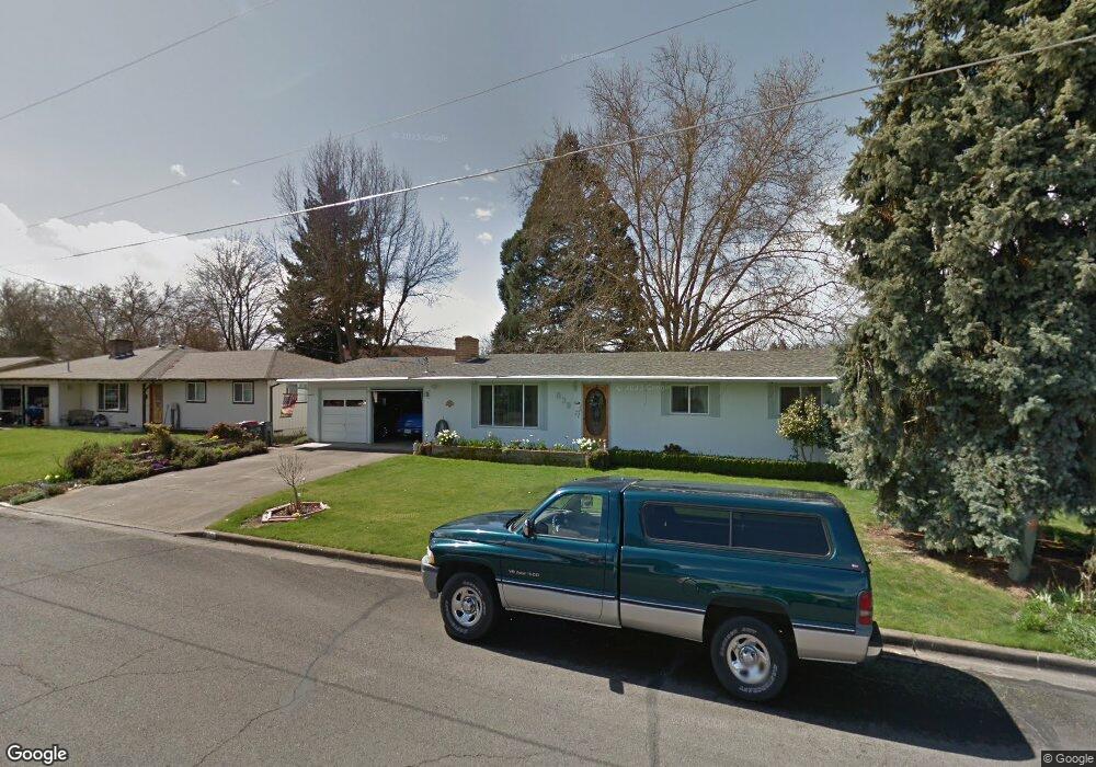 830 S 4th St, Central Point, OR 97502 - photo 1