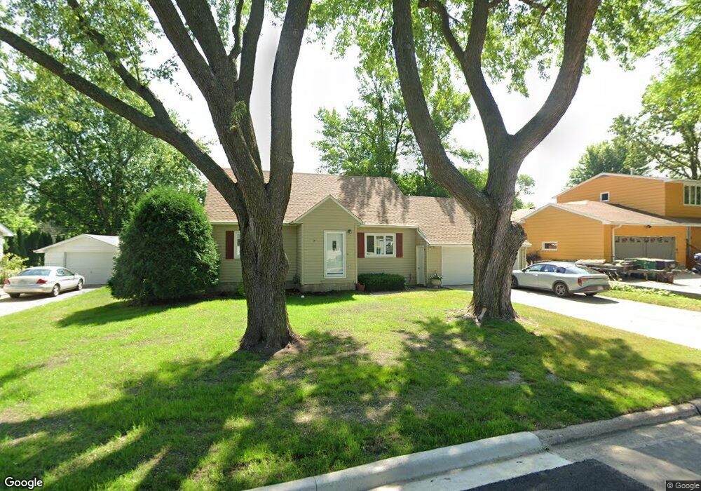 1208 Kent Ave, Albert Lea, MN 56007 - photo 1
