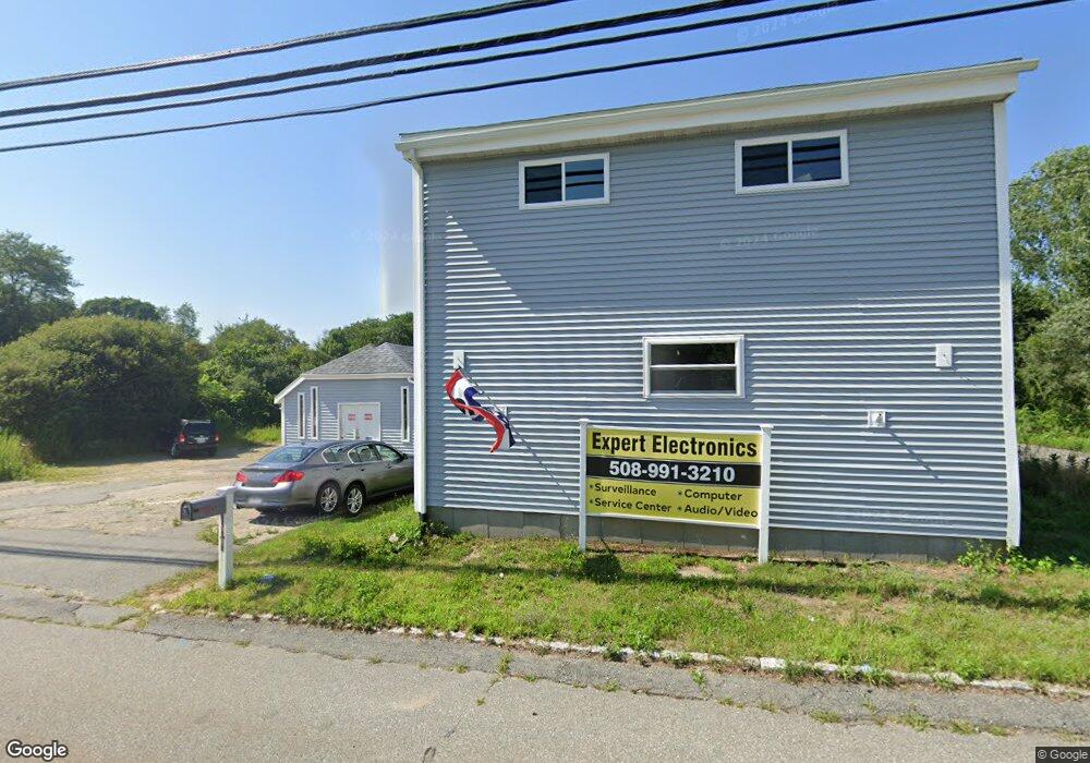 576 State Rd, North Dartmouth, MA 02747 - photo 1