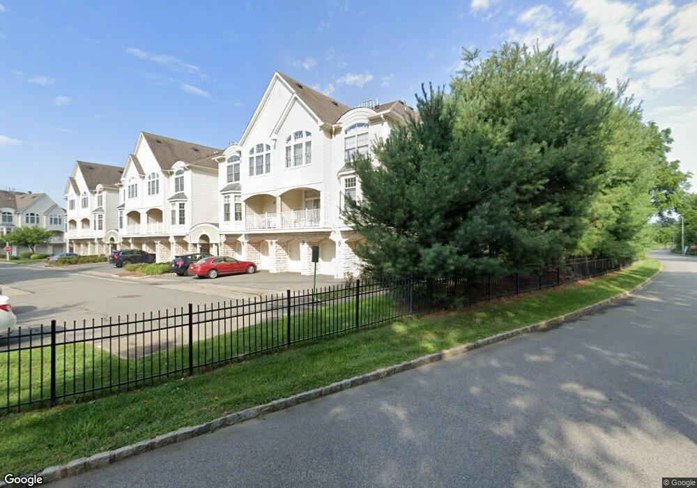 327 Edmonton Ct, Livingston, NJ 07039 - photo 1