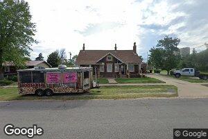 205 S Laird St, Mooreland, OK 73852