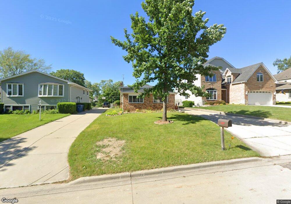 589 W Lorraine Ave, Elmhurst, IL 60126 - photo 1