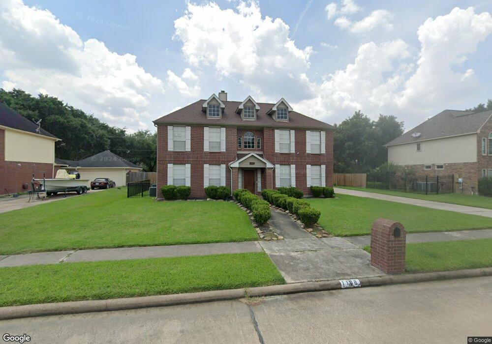 1108 Middlecreek St, Friendswood, TX 77546 - photo 1