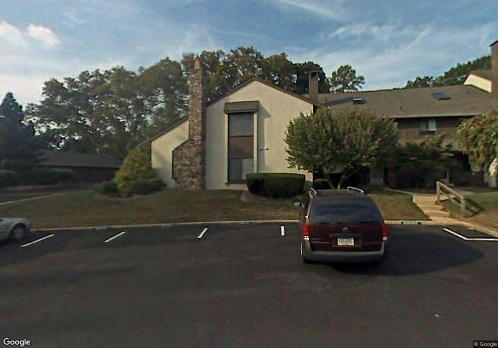 88 Oak Knoll Dr, Berwyn, PA 19312 - photo 1