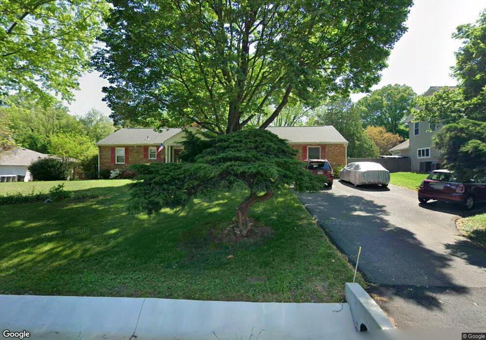 3812 Estel Rd, Fairfax, VA 22031 - photo 1