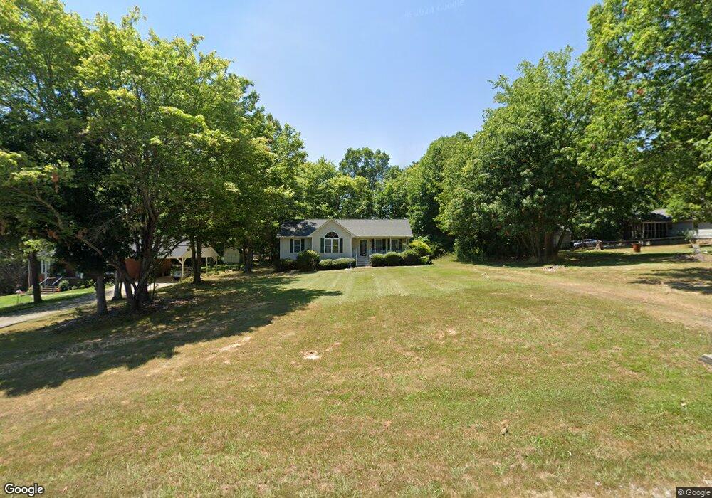 1055 Greenleaf Acres Dr, Asheboro, NC 27205 - photo 1