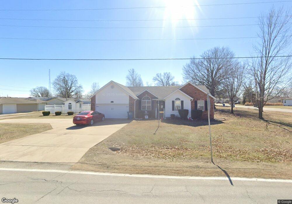 400 W Walnut St, Carl Junction, MO 64834 - photo 1