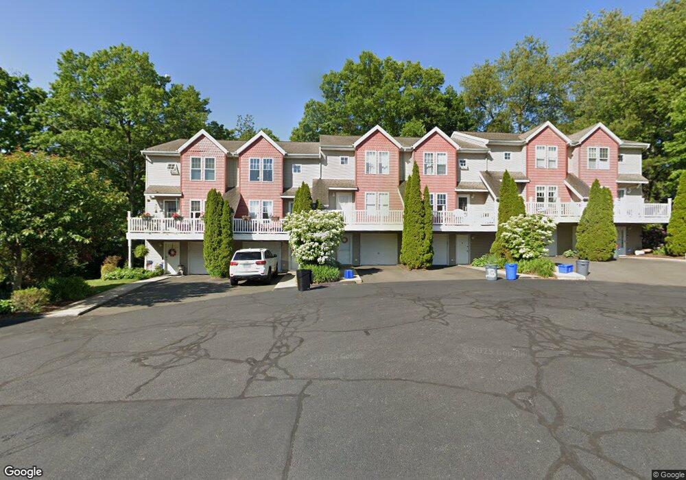 29 Miranda Ln unit 3, Stratford, CT 06615 - photo 1