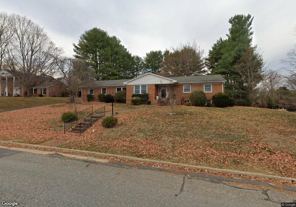 510 Victoria Dr, Staunton, VA 24401 - photo 1