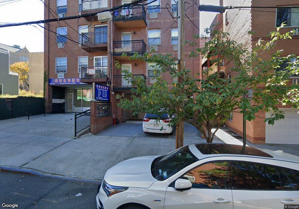 13810 35th Ave unit 3B, Flushing, NY 11354 - photo 1