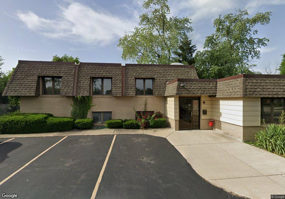 240 N West Ave unit 2, Elmhurst, IL 60126 - photo 1