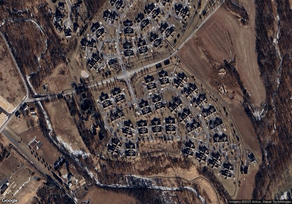 1004 Burgundy Cir, Pennsburg, PA 18073 - photo 1