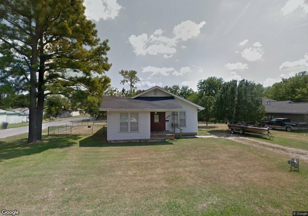 1300 10th Ave NW, Ardmore, OK 73401 - photo 1