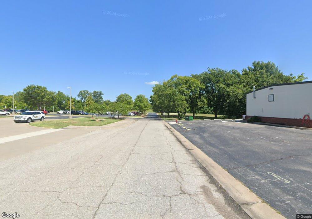 204 E Indianola St, Broken Arrow, OK 74012 - photo 1