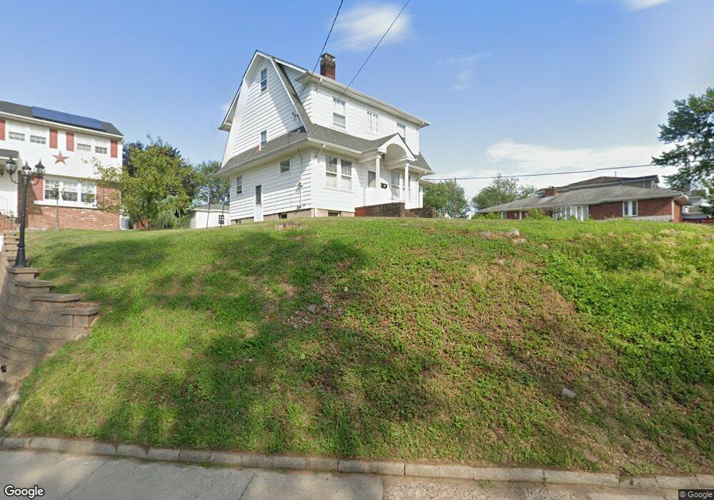 195 River Dr, Elmwood Park, NJ 07407 - photo 1