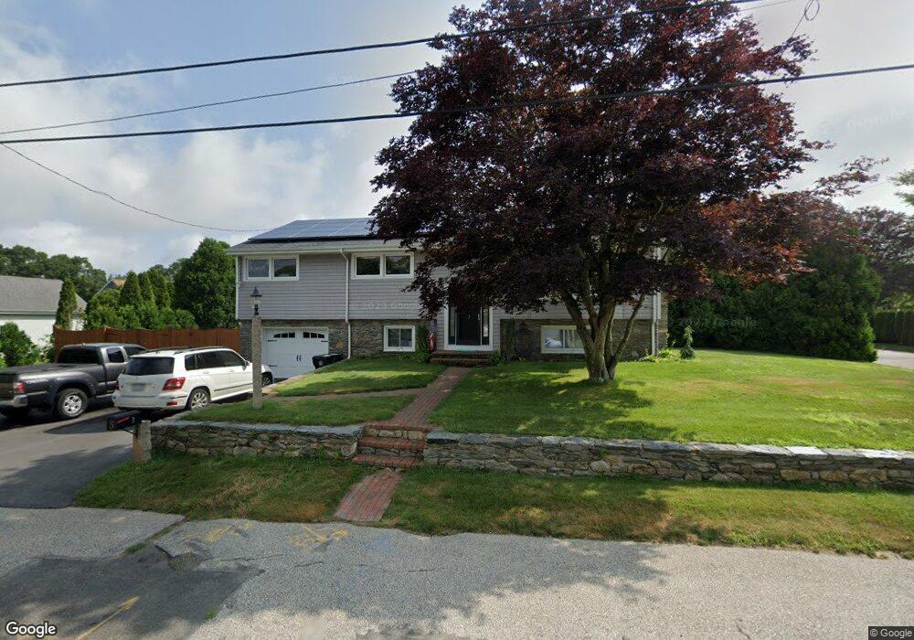 3 Terry Dr, South Dartmouth, MA 02748 - photo 1