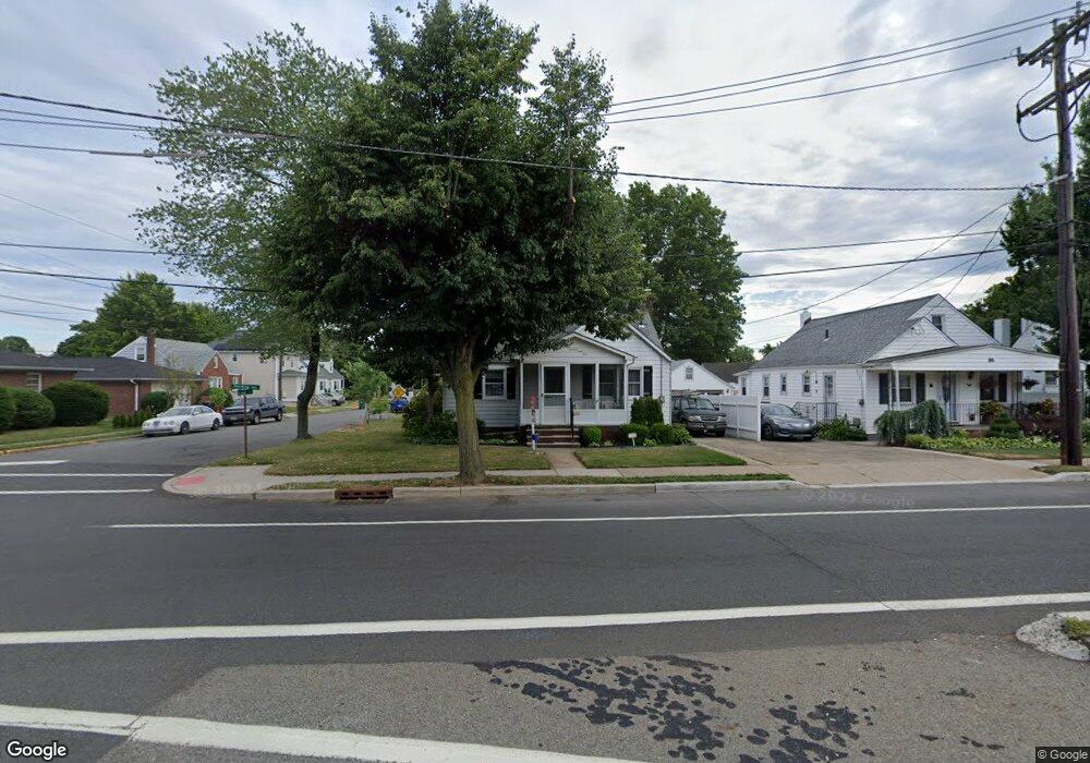 609 Harding Ave, Perth Amboy, NJ 08861 - photo 1