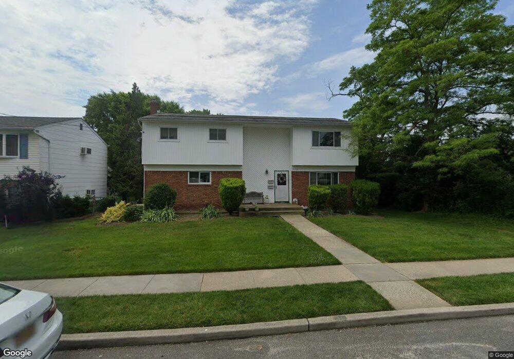 3540 Bayview St, Seaford, NY 11783 - photo 1