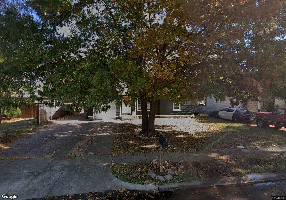 304 Harrison Ln, Hurst, TX 76053 - photo 1