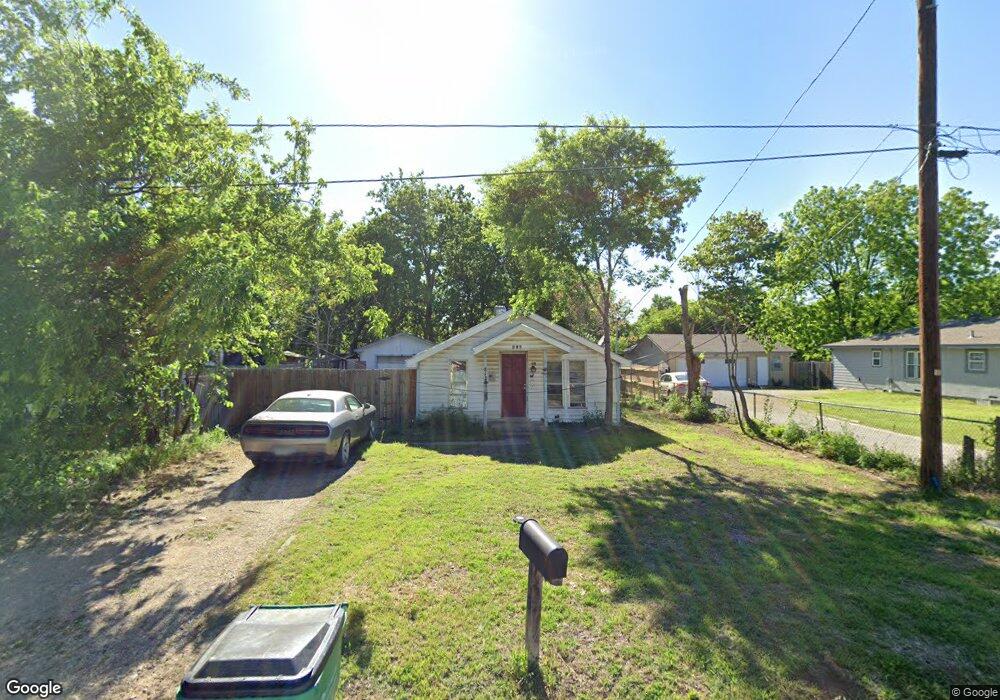 813 S Taylor St, Gainesville, TX 76240 - photo 1