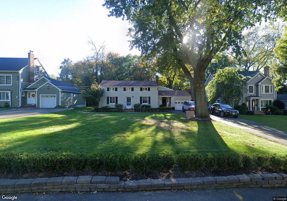 388 Acacia Rd, Scotch Plains, NJ 07076 - photo 1