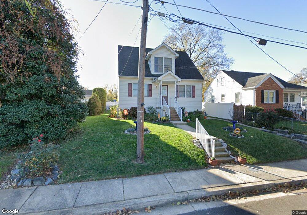 231 Fourth Ave, Halethorpe, MD 21227 - photo 1