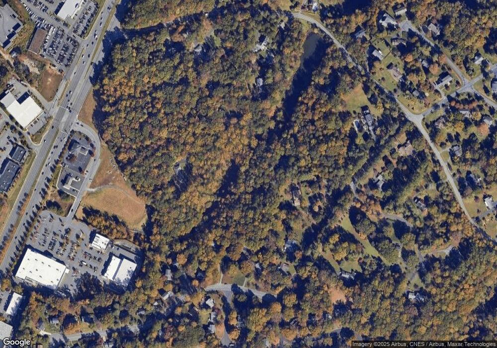 121 S Indian Spring Rd, Charlottesville, VA 22901 - photo 1