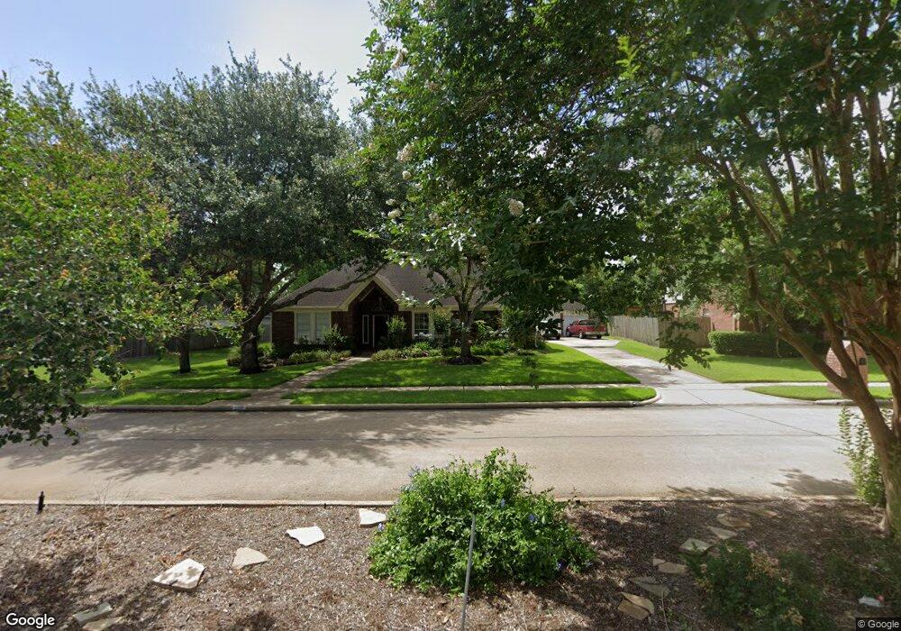 109 Eagle Lakes Dr, Friendswood, TX 77546 - photo 1