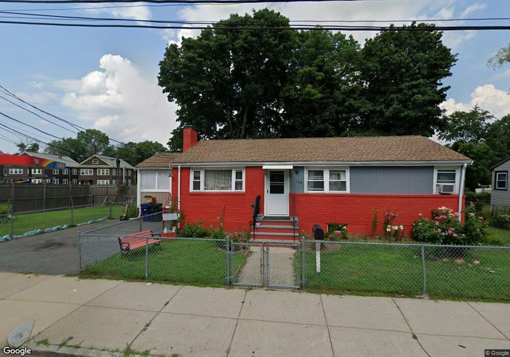 195 Greenfield Rd, Mattapan, MA 02126 - photo 1