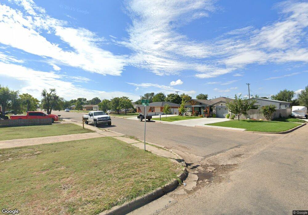 519 Pine Ave, Dumas, TX 79029 - photo 1