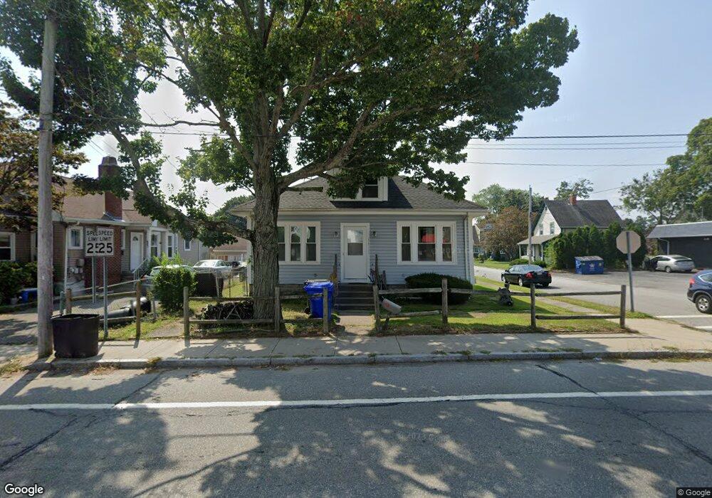 479 Willett Ave, Riverside, RI 02915 - photo 1